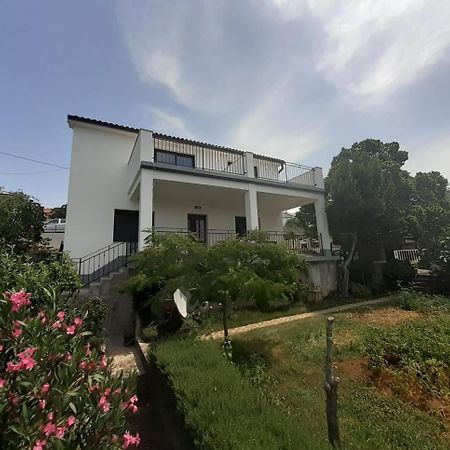 Apartmani "Mnm", Senj Zengg Kültér fotó