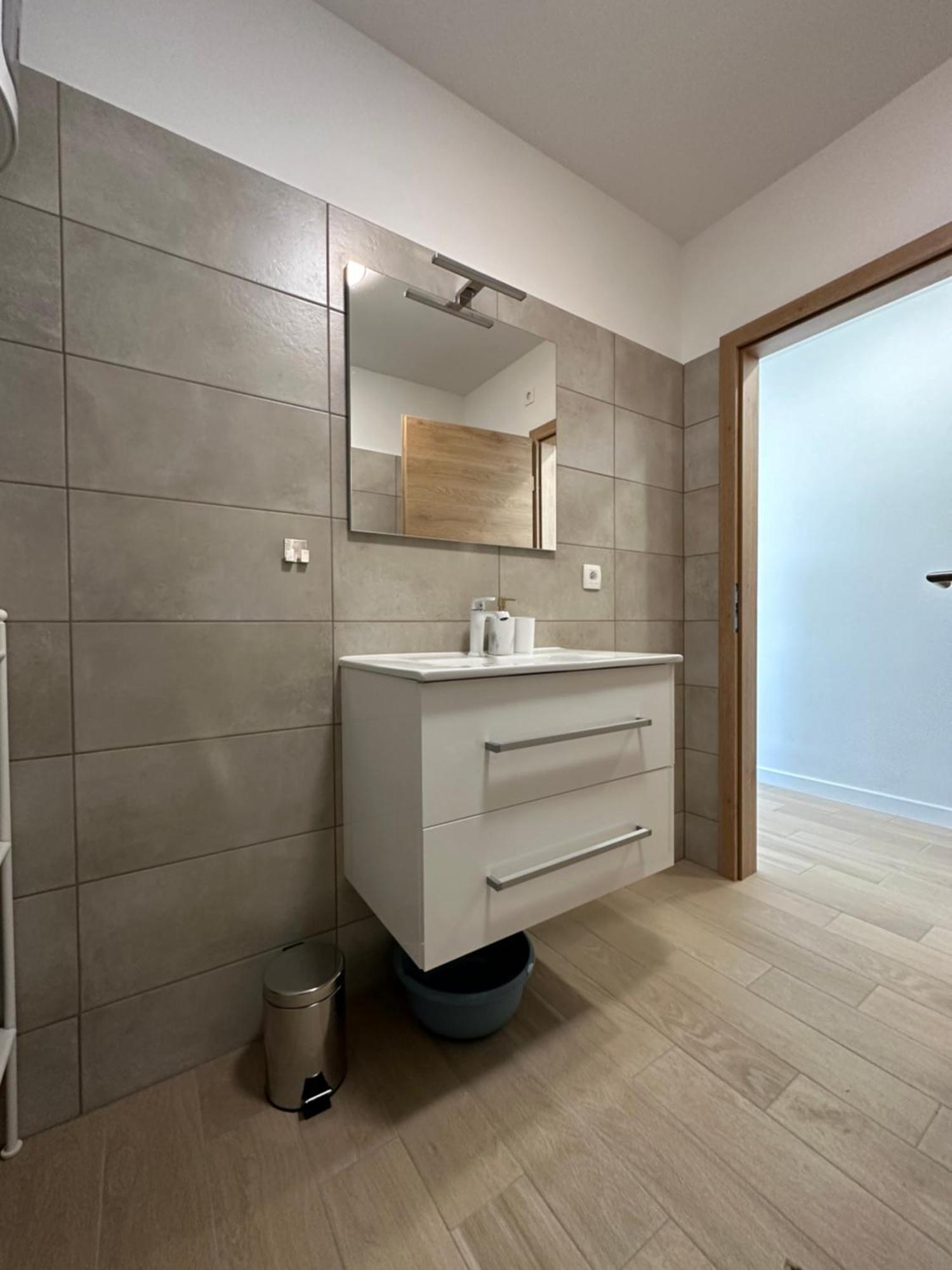 Apartmani "Mnm", Senj Zengg Kültér fotó